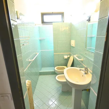Simple Holiday Home In Castiglioncello With Garden Holiday home Quercianella