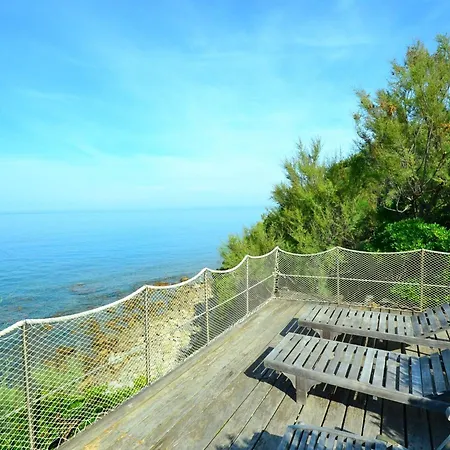 Simple Holiday Home In Castiglioncello With Garden *