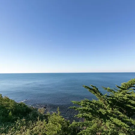 Simple Holiday Home In Castiglioncello With Garden Holiday home Quercianella